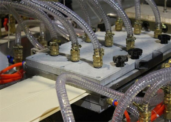 Linia do wytłaczania blach z tworzywa sztucznego, w pełni automatyczna maszyna do blachy marmurowej z PVC