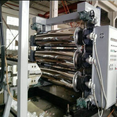 Wysokowydajna maszyna pokładowa Wpc Maszyna do płyt kompozytowych z drewna i tworzywa sztucznego