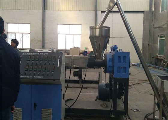 W pełni automatyczna maszyna z pianki PVC WPC / proces wytłaczania szalunków budowlanych WPC