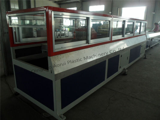 Linia wytłaczania profili okiennych z PVC Linia produkcji różnych produktów z profili plastikowych