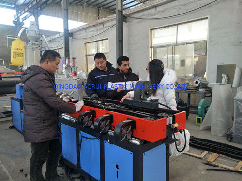 Latest company news about Klient z Jemenu do odbioru linii do produkcji rur falistych PE