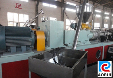 Maszyna z pianki PVC CE UL CSA do procesu wytłaczania płyt z pianki PVC