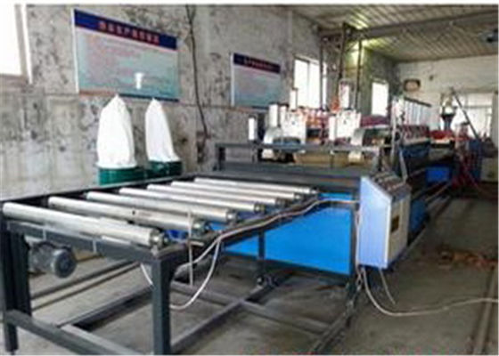 Maszyna do wytłaczania tworzyw sztucznych z PVC PP PE Foam Board do mebli