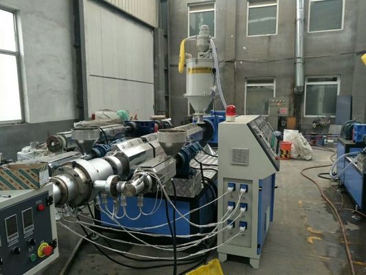 Linia do wytłaczania rur z tworzyw sztucznych PE Maszyna do produkcji HDPE z wytłaczarką jednoślimakową